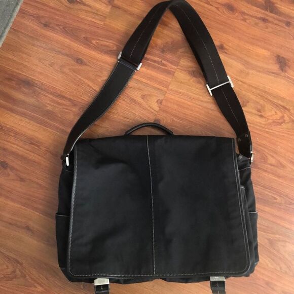 COACH Messenger/laptop travel bag. Multi compartment. Black - Picture 1 of 10
